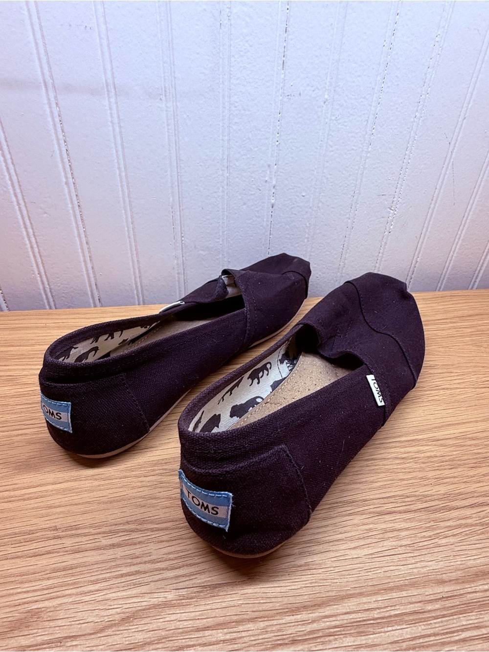 Toms Black Canvas Slip-On Flats